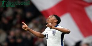 Myles Lewis-Skelly: Từ Arsenal đến Đội tuyển Anh – Cột mốc lịch sử tại Wembley 4 Lewis-Skelly còn cho thấy sự tự tin khi tham gia tấn công