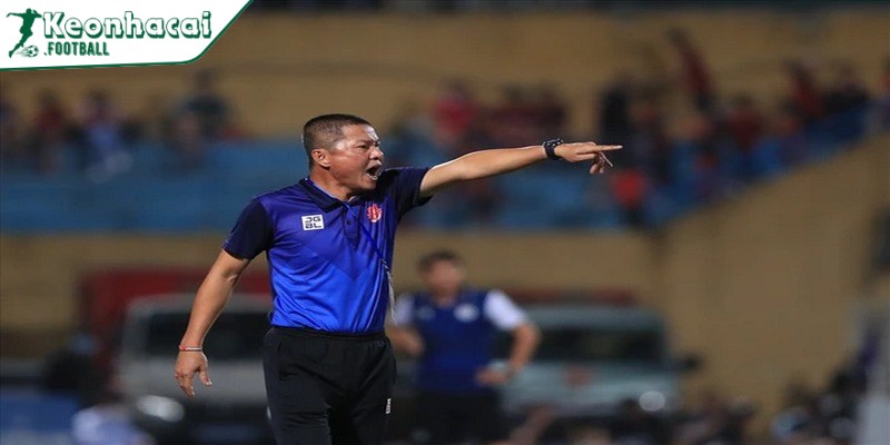 Hải Phòng thua HAGL: HLV Chu Đình Nghiêm tiếc nuối vì thiếu may mắn 2 HLV Chu Đình Nghiêm đã có những chia sẻ về kết quả không mấy khả quan
