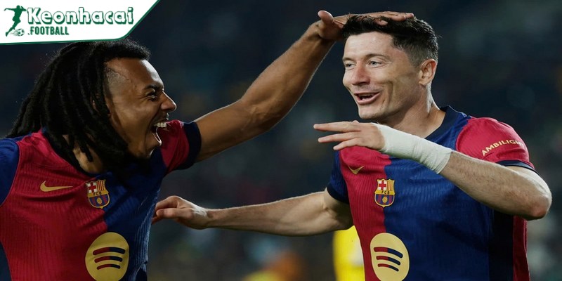 Hansi Flick: “Lewandowski có tố chất như Ronaldo” trước đại chiến với Dortmund 3 Trận đấu với Borussia Dortmund: Cuộc chiến khốc liệt