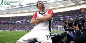 Chelsea nhận báo giá "khủng" cho Hugo Ekitike từ Frankfurt 7 Hugo Ekitike lọt tầm ngắm Chelsea sau mùa giải bùng nổ
