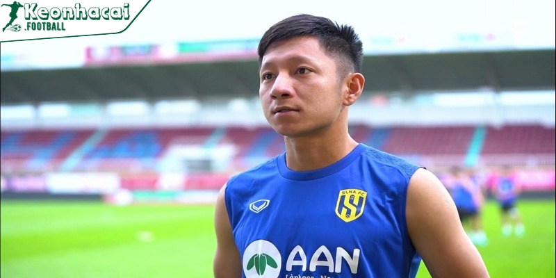 CLB CAHN chiêu mộ tiền vệ Trần Đình Tiến từ Hồng Lĩnh Hà Tĩnh 3 Tham vọng lớn của CAHN tại mùa giải 2025/26