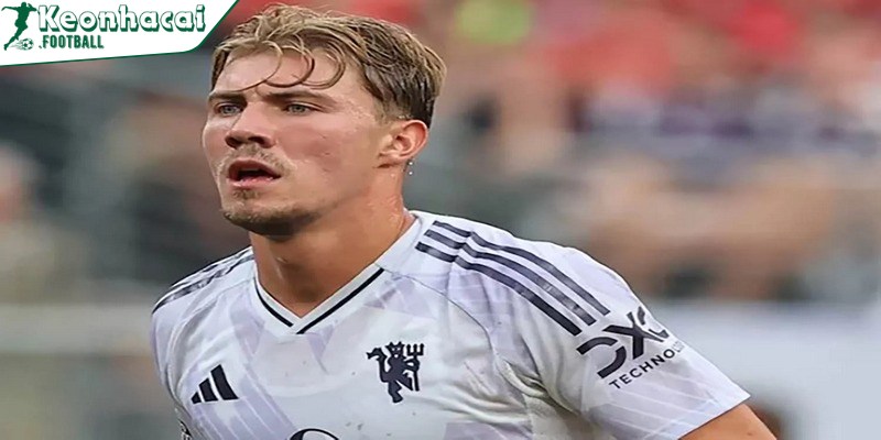 Fulham hướng tới tạo bất ngờ với thương vụ Rasmus Hojlund 3 Fulham tự tin thuyết phục mượn siêu sao của MU gia nhập đội hình