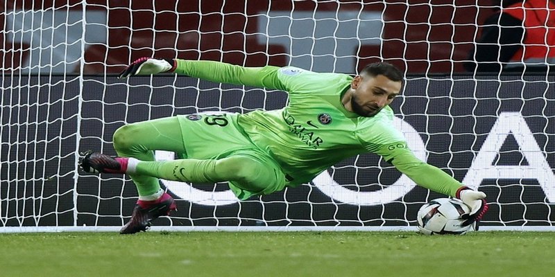 Thủ Môn Vĩ Đại Nhất Thế Giới Làm Nên Lịch Sử Làng Túc Cầu 2 Gianluigi Donnarumma là thủ môn vĩ đại nhất thế giới ở thế hệ trẻ