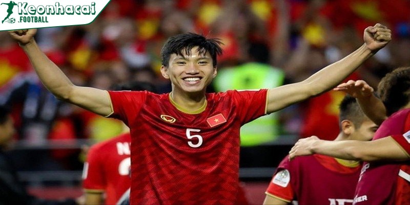 Tiểu sử và sự nghiệp của chàng cầu thủ Đoàn Văn Hậu 4 Sự nghiệp tham gia các CLB