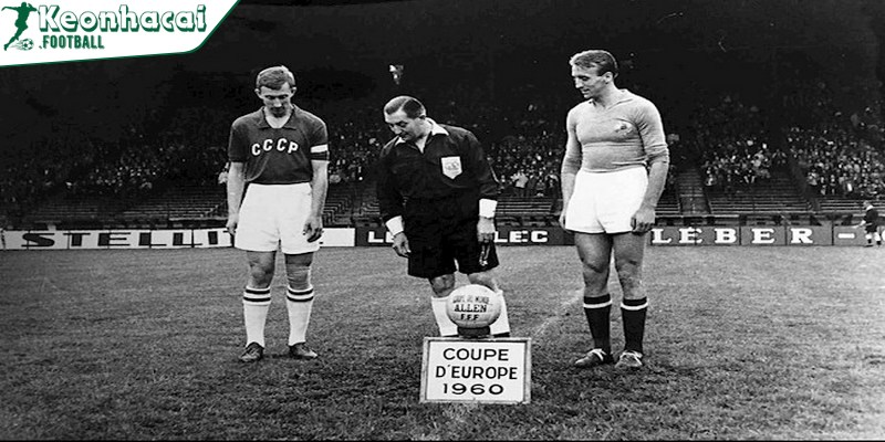 Bật mí Euro mấy năm 1 lần? Giải đầu tiên tổ chức ở đâu? 3 Giải Euro đầu tiên được tổ chức ở đâu?