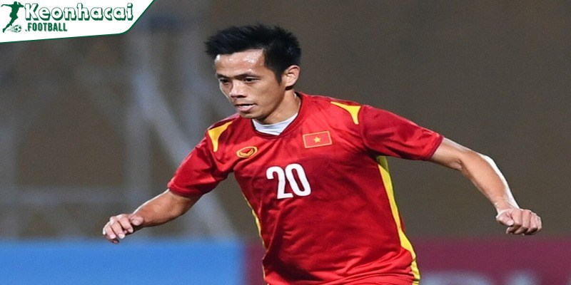 Tiểu sử cầu thủ Văn Quyết - người đội trưởng mẫu mực 3 Tiểu sử cầu thủ Văn Quyết tham gia thi đấu cấp độ CLB